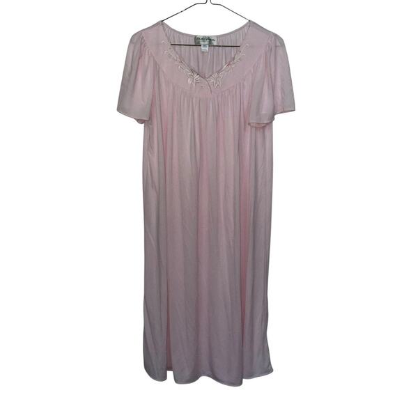 Miss Elaine Classics Pink Nightgown Women’s Size Small Embroidered Short Sleeve - Picture 1 of 6